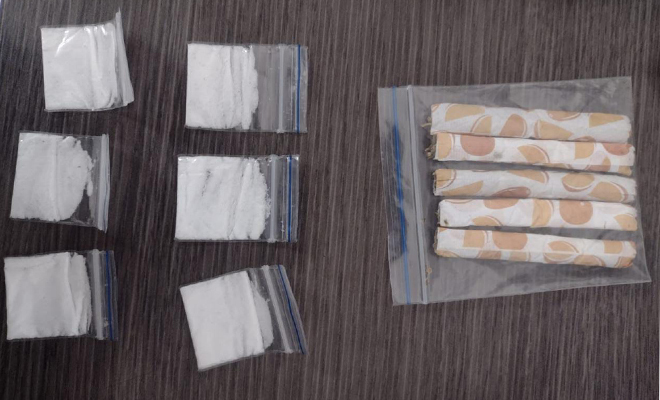 Cinco dosis de marihuana y seis dosis de clorhidrato de cocaína