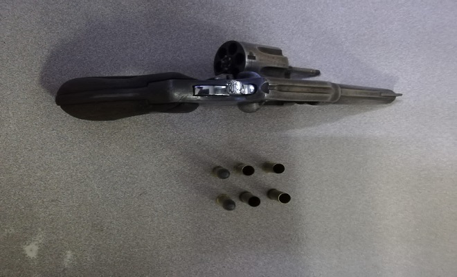 02 capturados en flagrancia por el delito de hurto calificado y agravado y porte ilegal de arma de fuego