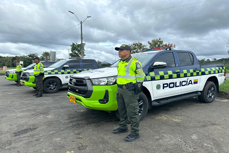 Entrega de nuevo parque automotor por parte de Autopistas Urabá a la Policía de Tránsito
