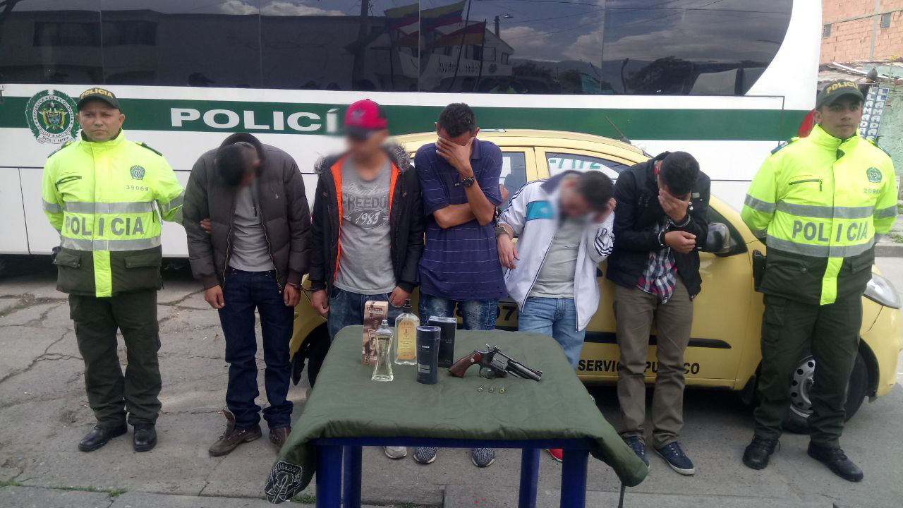 Policia_captura-"los-rusos".