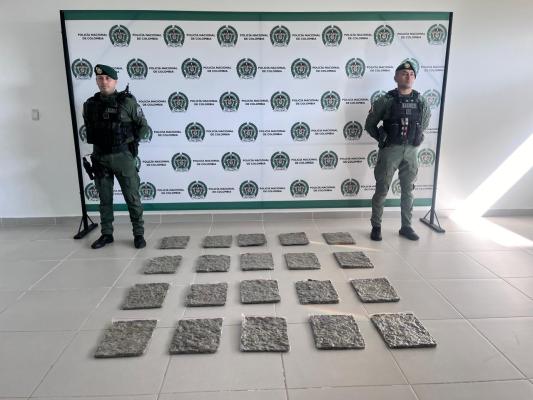 La sustancia era enviada mediante empresa de mensajería terrestre.