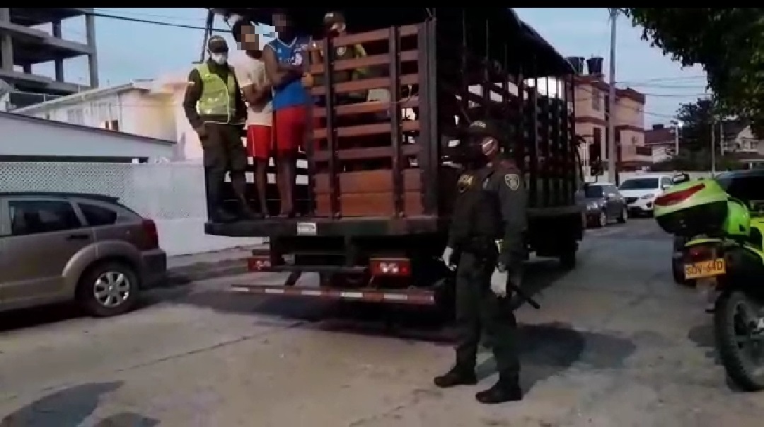 Somos Uno Somos Todos haciendo frente a los infractores de la cuarentena nacional