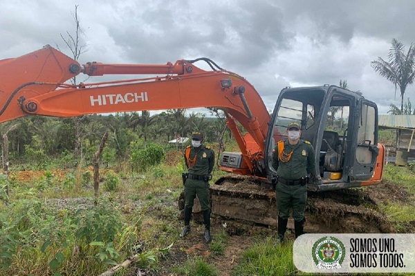 Incautamos motores y retroexcavadora en el corregimiento Guayabal