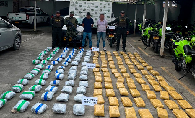 Un gran cargamento de marihuana fue incautada en Puerto Tejada en medio de controles policialesEn el marco de los controles y acciones de prevenci&oacute;n adelantadas de manera conjunta por la Polic&iacute;a Nacional y el Ej&eacute;rcito Nacional, se logr&oacute; un importante resultado contra el tr&aacute;fico de estupefacientes en este municipio del norte del Cauca