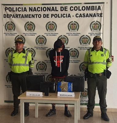 Pasajero de un vehículo de servicio público transportaba marihuana.