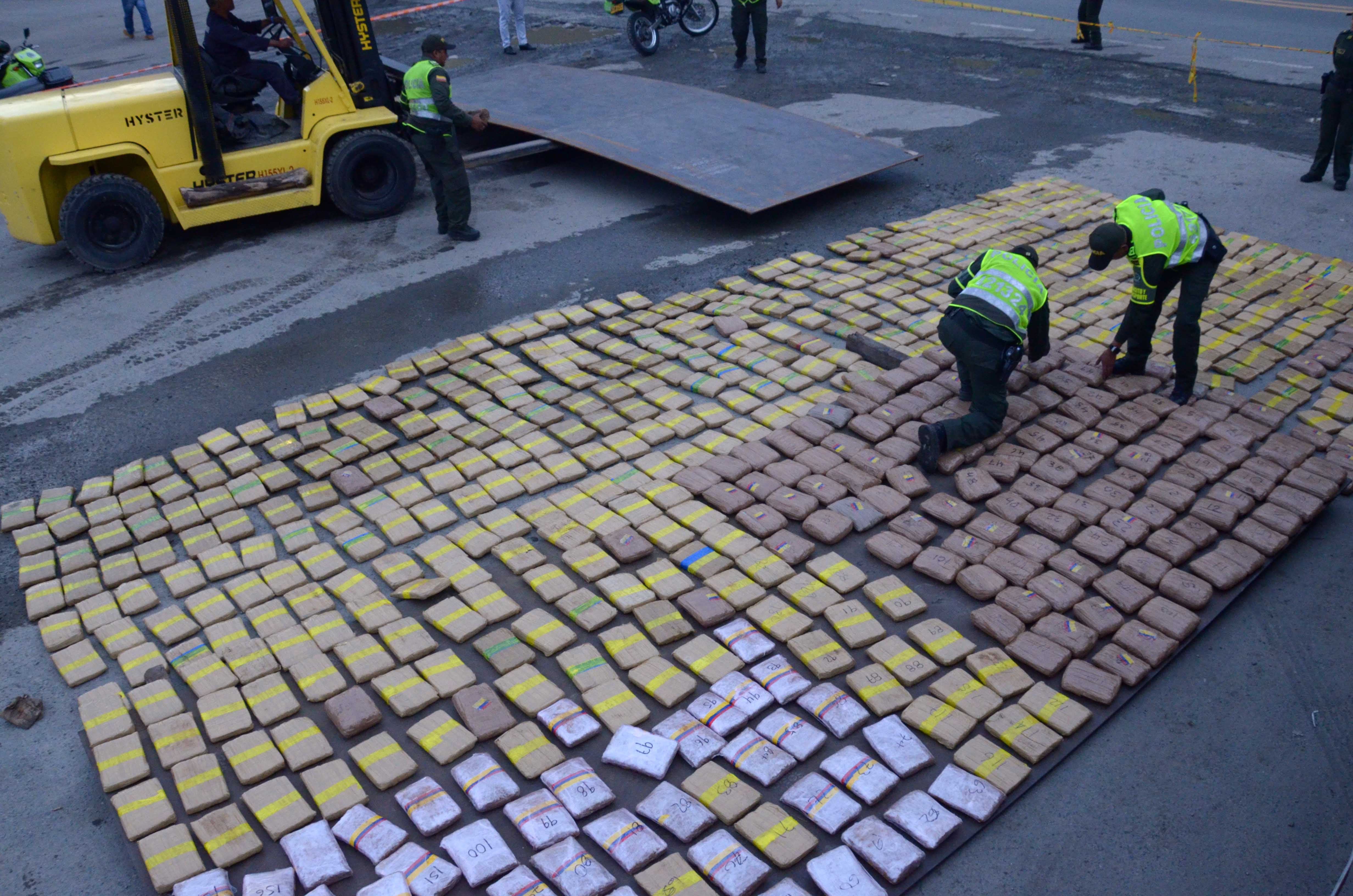 Policía se incauta de más de una tonelada de marihuana