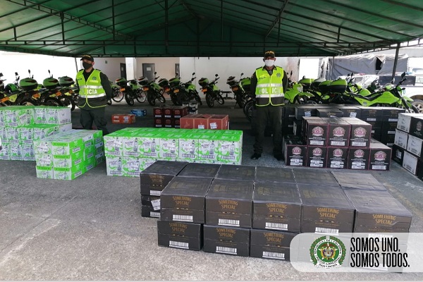 234-cajas-de-whiskys-de-diferentes-marcas-fueron-incautadas-en-Quibdó