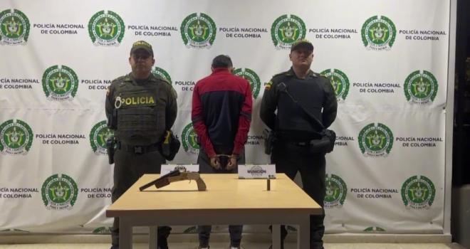 Capturado en el sur de Bucaramanga "Keiner" por porte ilegal de armas de fuego 