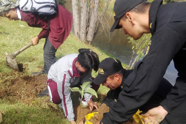 ESMAD y estudiantes trabajan por la preservación del medio ambiente en Boyacá