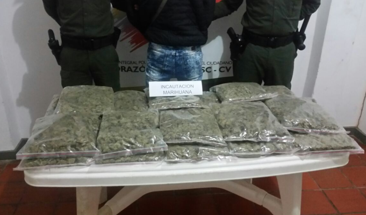 16-paquetes-de-marihuana