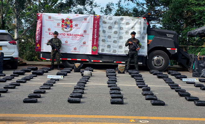 un cargamento de marihuana fue incautado por la Polic&iacute;a de Tr&aacute;nsito en Tun&iacute;a Cauca