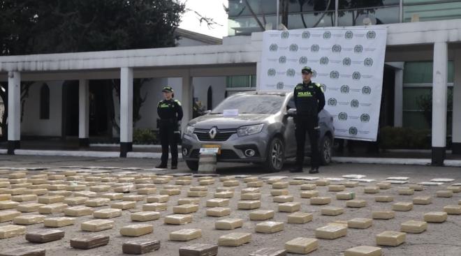 Pretendían comercializar más de 300 kilos de estupefacientes en un vehículo hurtado 