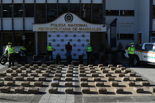 Armaron la caleta con papel higiénico