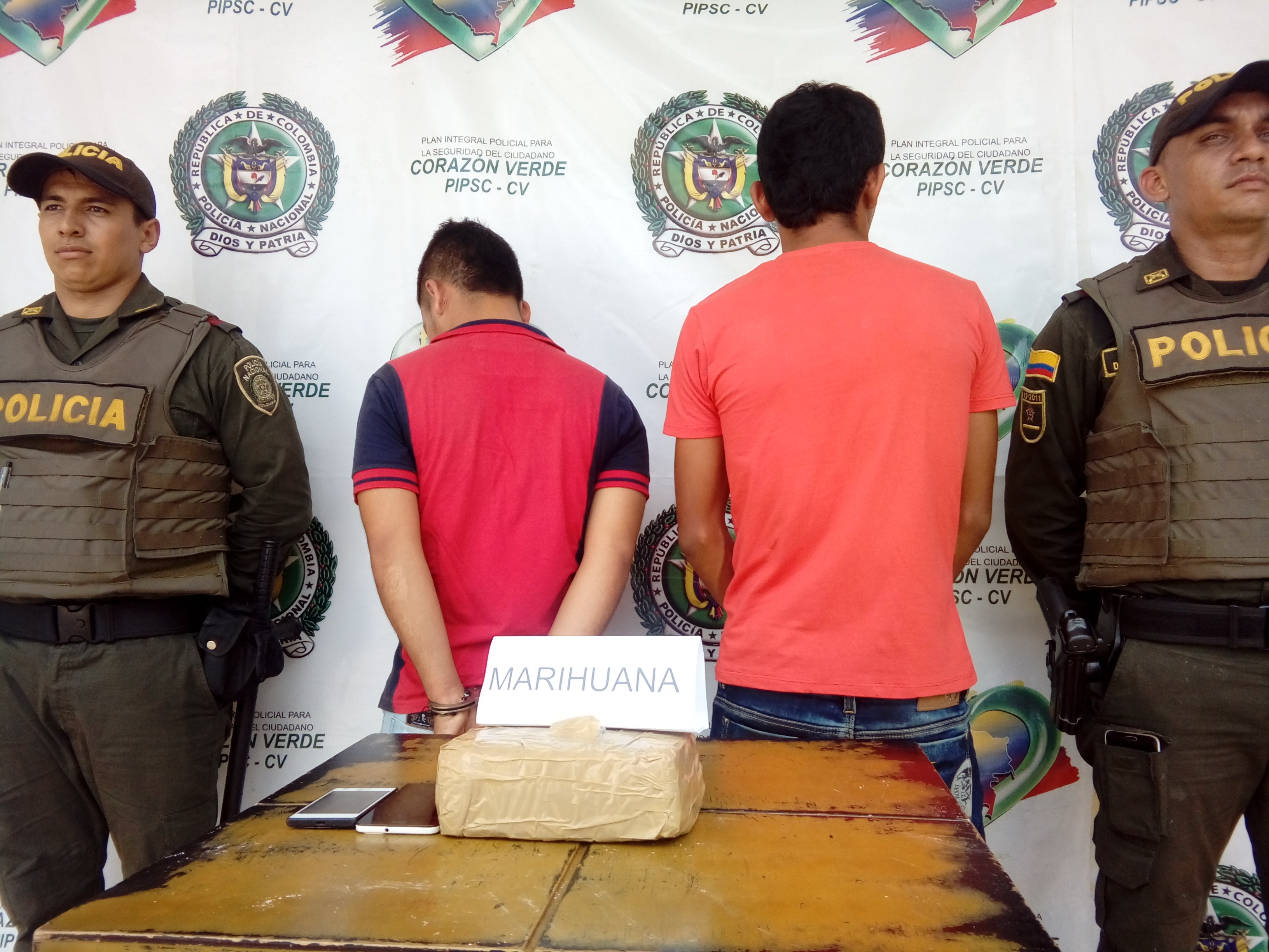 Pretendían abastecer una plaza de vicio 