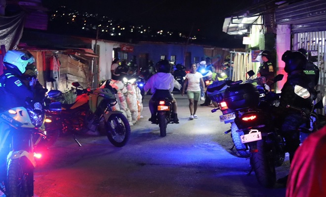 Actividad de registro realizada por la Policía 