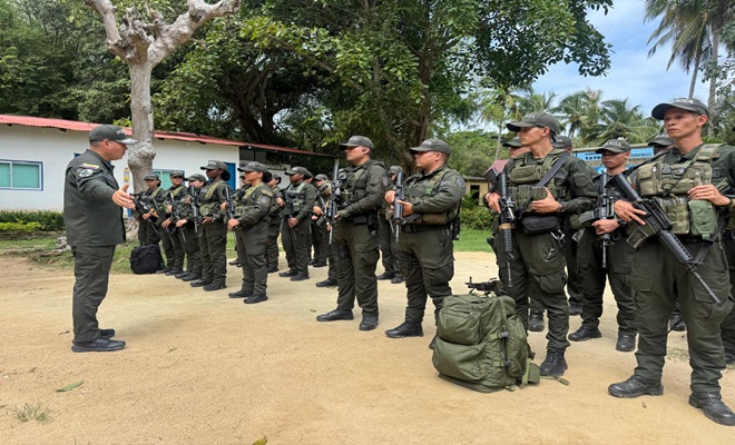 Formación del director de Carabineros y policias 