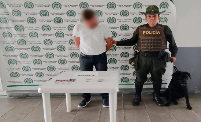 En el Espinal, gracias al canino 'Polo' y su guía, se logró la captura de un sujeto y la incautación de estupefacientes