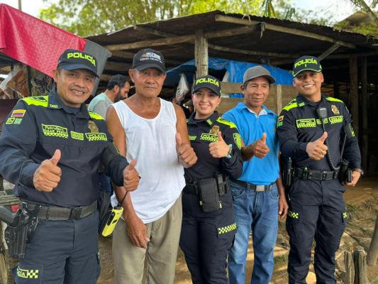 La Policía Comunitaria impulsa la seguridad ciudadana con campañas educativas en el territorio