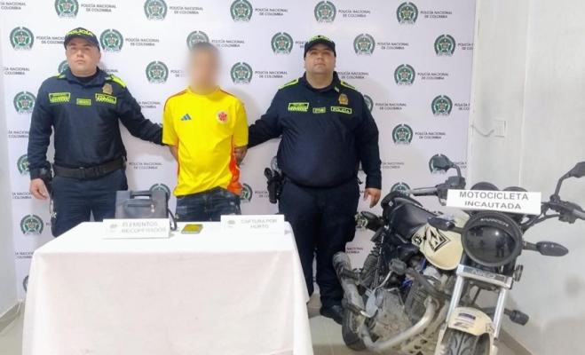 Gracias a la reacción oportuna de los policías en Ibagué, se logró frustrar un hurto en el barrio La Samaria