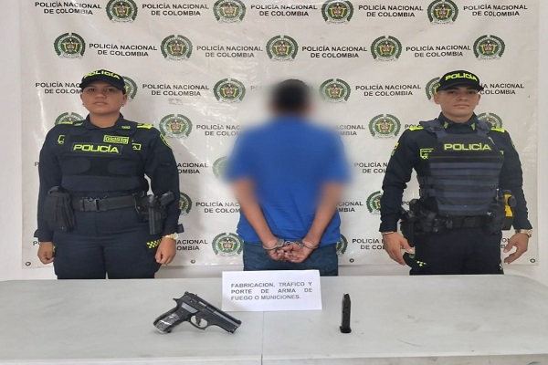 Capturado en flagrancia con arma traumática en el centro de Rivera