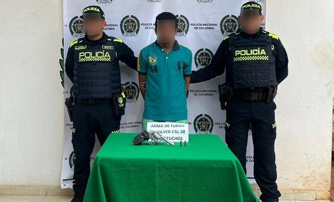 Capturado hombre por porte ilegal de armas de fuego en La Loma