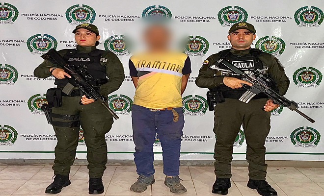 Sorprendido por la Policía recibiendo dinero producto de una extorsión