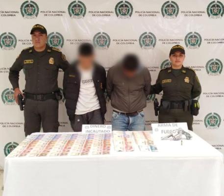 Fueron detenidos dos hombres tras una peligrosa huida en las calles de Pasto. 