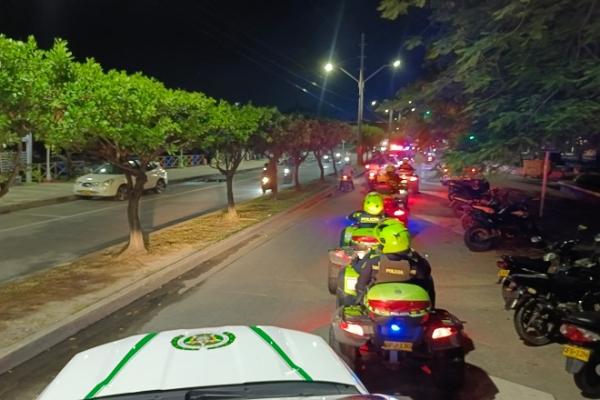 Grupos y Especialidades de la Policía Nacional en la realización de la caravana por la seguridad