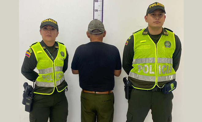 La Policía Nacional lo capturó durante un plan de registro y solicitud de antecedentes en el aeropuerto Vanguardia de la capital del Meta.