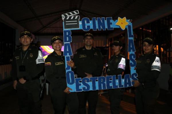 Pantalla gigante corazones unidos, as&iacute; fue nuestra noche de cine