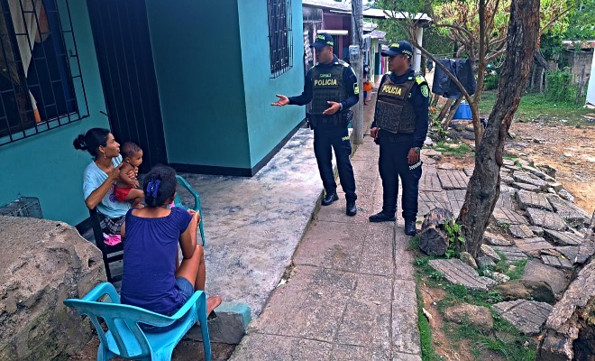 Protegiendo hoy a quienes  construirán el mañana.