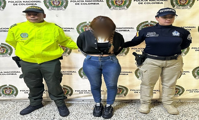 Colombiana requerida por Ecuador mediante notificación roja de Interpol fue retenida en el centro de Medellín