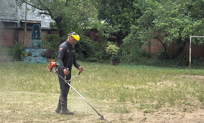 Compromiso comunitario para transformar espacios educativos en Neiva