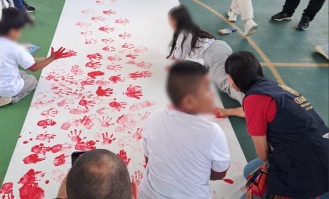 Dia Internacional Manos Rojas