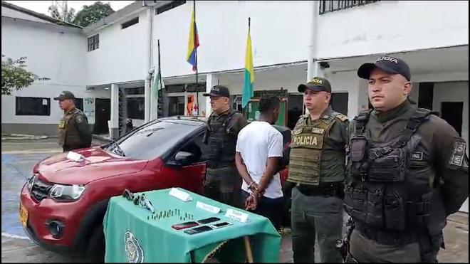 En Chinchiná, varias personas intentaron evitar un procedimiento policial
