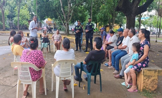 En un ejercicio de diálogo directo con la comunidad, lideramos un espacio de concertación para buscar soluciones conjuntas frente a las problemáticas que afectan la seguridad en el sector.