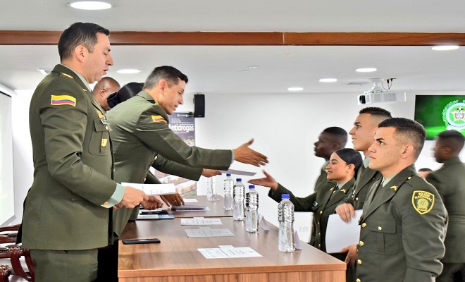Entrega de Diplomas a Integrantes UNIPEP