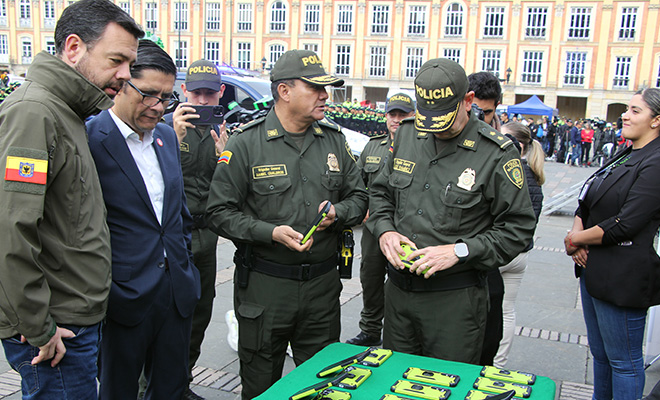 Entrega de elementos tecnológicos para la seguridad ciudadana