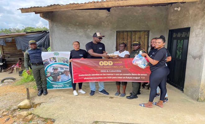 Entrega de víveres a la comunidad en Chocó