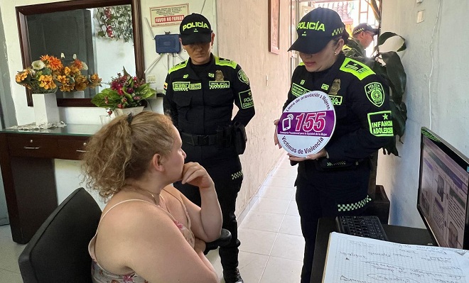 Estrategia de prevención mujer familia y genero