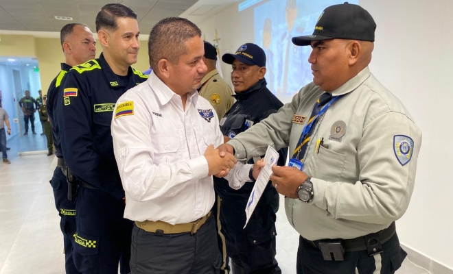 Con un profundo mensaje de gratitud y reconocimiento, la Policía Metropolitana de Montería exaltó la labor de los vigilantes, resaltando su papel como aliados estratégicos en la construcción de un municipio más seguro.
