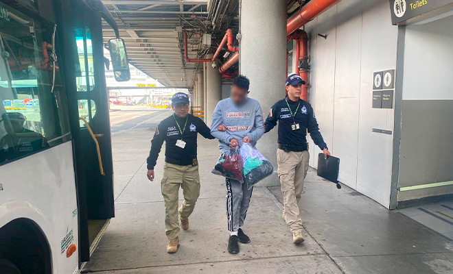 Entrega de capturado a España