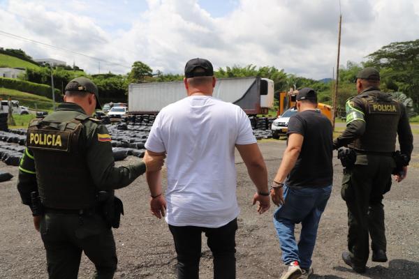 Estaban ocultas en un cargamento de empanadas