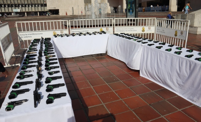 Fuera de circulación 907 armas ilegales 