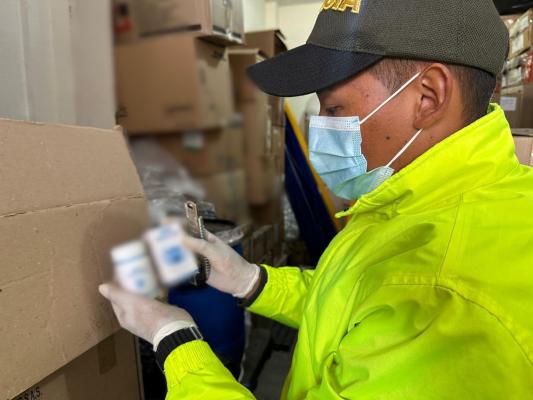 Incautación de medicamentos de contrabando, fraudulentos y de uso institucional.