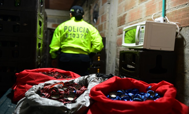 Desmantelado centro de reenvase de cerveza que movía $30 millones semanales al grupo “Los del Doce”