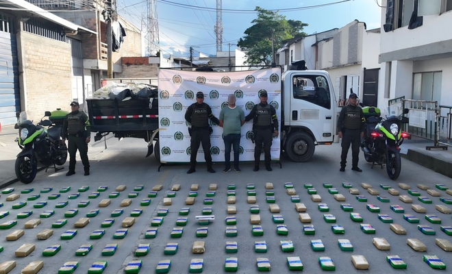 Incautan 1.400 kilogramos de marihuana 