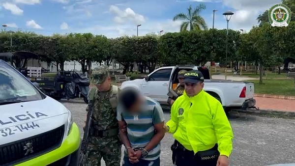 Ingreso de capturado a las instalaciones policiales
