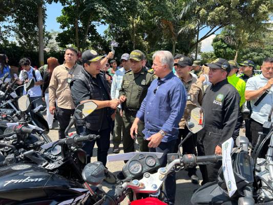 Se logró entregar 21 motocicletas y 2 vehículos