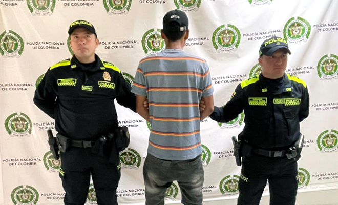 Por medio de la solicitud de antecedentes los uniformados establecieron que está solicitado por la autoridad judicial.